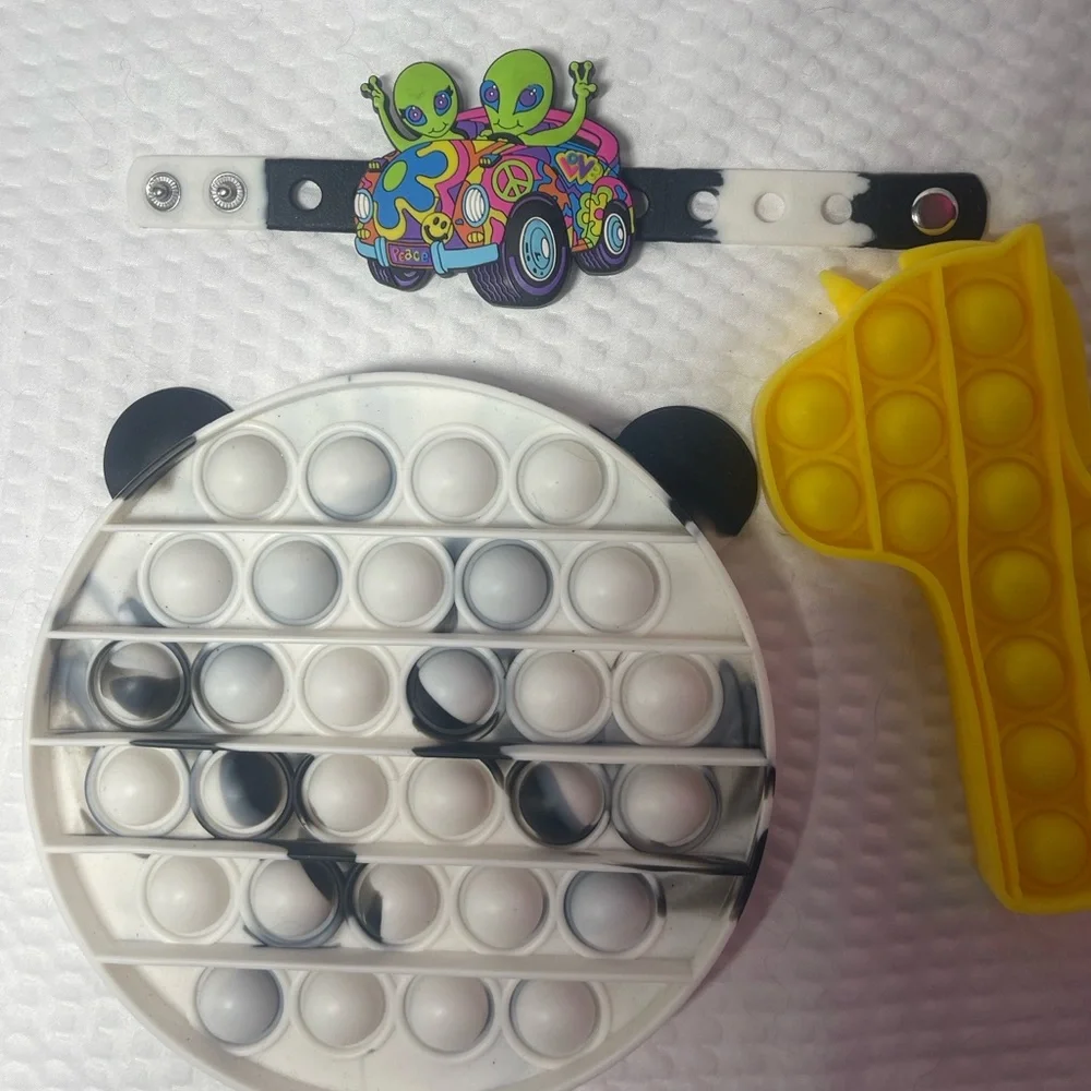 Lisa Frank Alien Jibbitz Wristband + Pop It Fidget Toys Lot Panda Horse